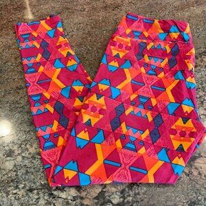 TC NWOT LuLaRoe Leggings B03 5136